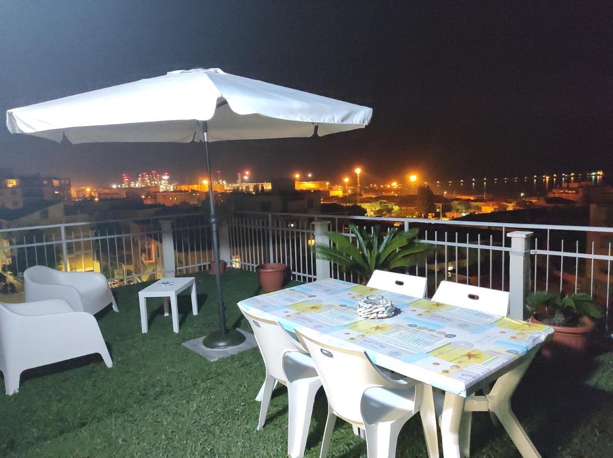 Apartamento La Terrazza Falconara Marittima Exterior foto