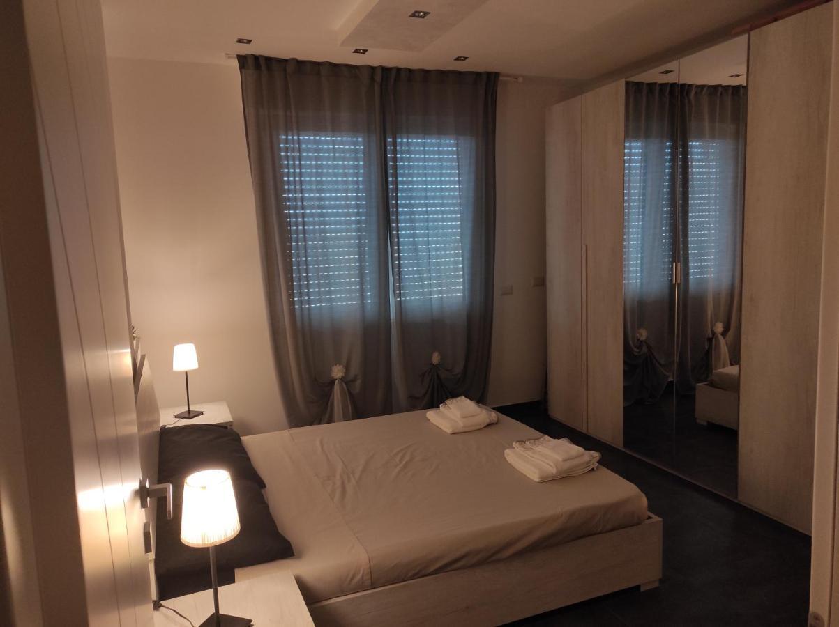 Apartamento La Terrazza Falconara Marittima Exterior foto