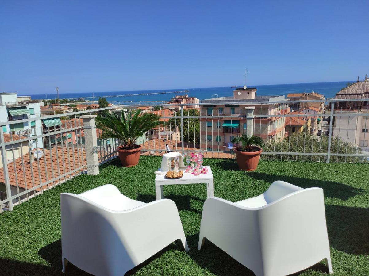 Apartamento La Terrazza Falconara Marittima Exterior foto